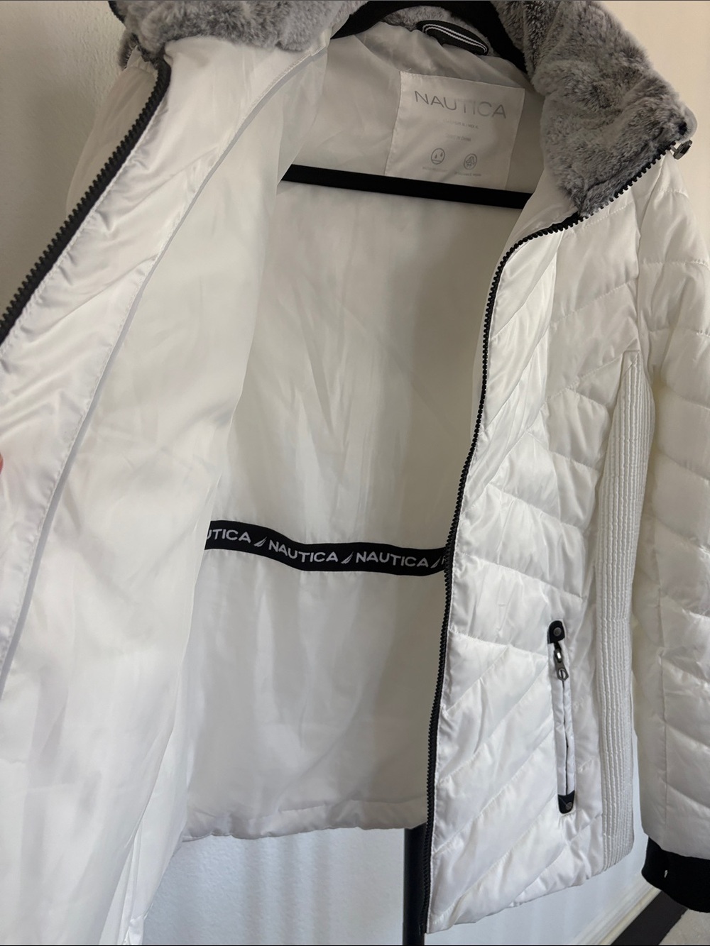 Nautical Puffer Jacket NWOT Size L - Picture 7 of 11